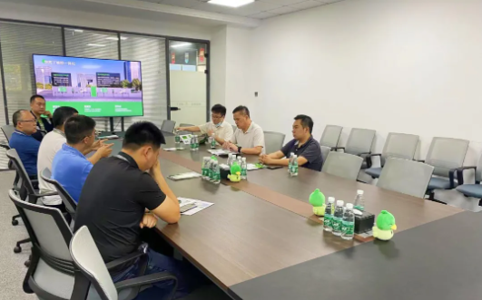 固戍社区领导一行到访我司考察指导工作
